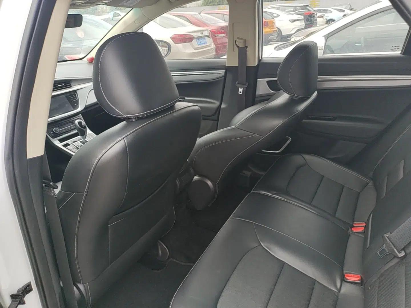 Geely Auto Emgrand GS 2019 1.4T CVT Edition — миниатюра 18