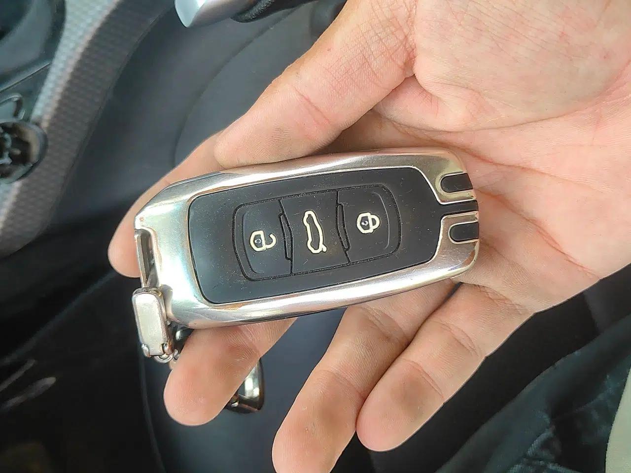 Geely Auto Emgrand GS 2016 Elegant Edition 1.8L Manual LingShang Model — миниатюра 9