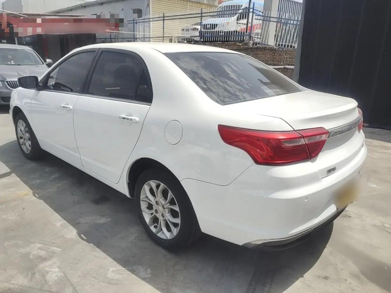 Geely Auto Vision 2018 1.5L Manual Happiness Edition — миниатюра 4