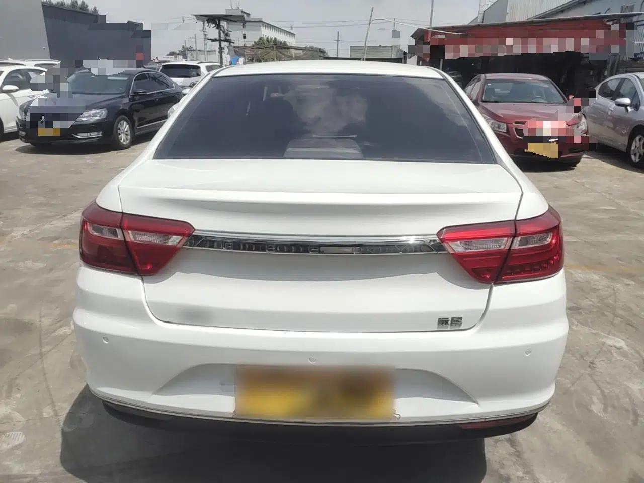 Geely Auto Vision 2018 1.5L Manual Happiness Edition — миниатюра 5