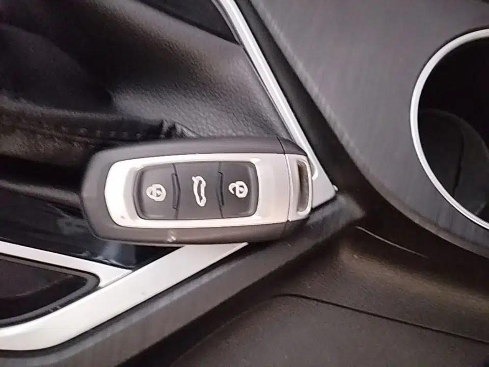 Geely Auto Vision 2020 Revised Version 1.5L CVT Asian Games Edition — миниатюра 22