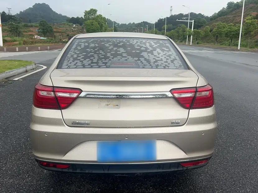 Geely Auto Vision 2018 1.5L Automatic Prestige Model — миниатюра 8