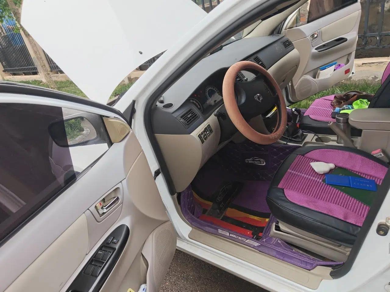 Geely Auto Vision 2015 1.5L Manual Happiness Edition — миниатюра 17