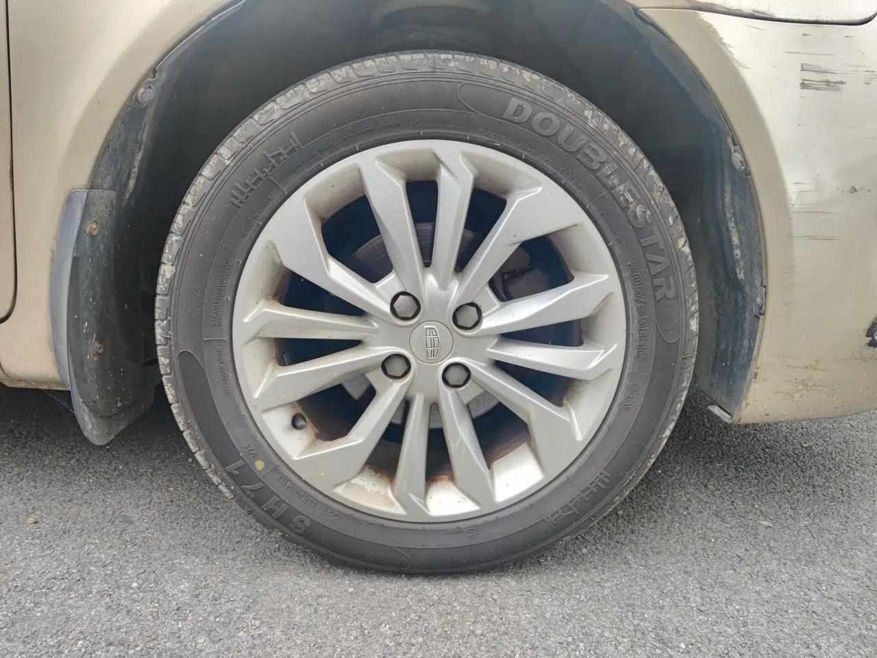 Geely Auto Vision 2016 1.5L Manual Happiness Edition — миниатюра 8