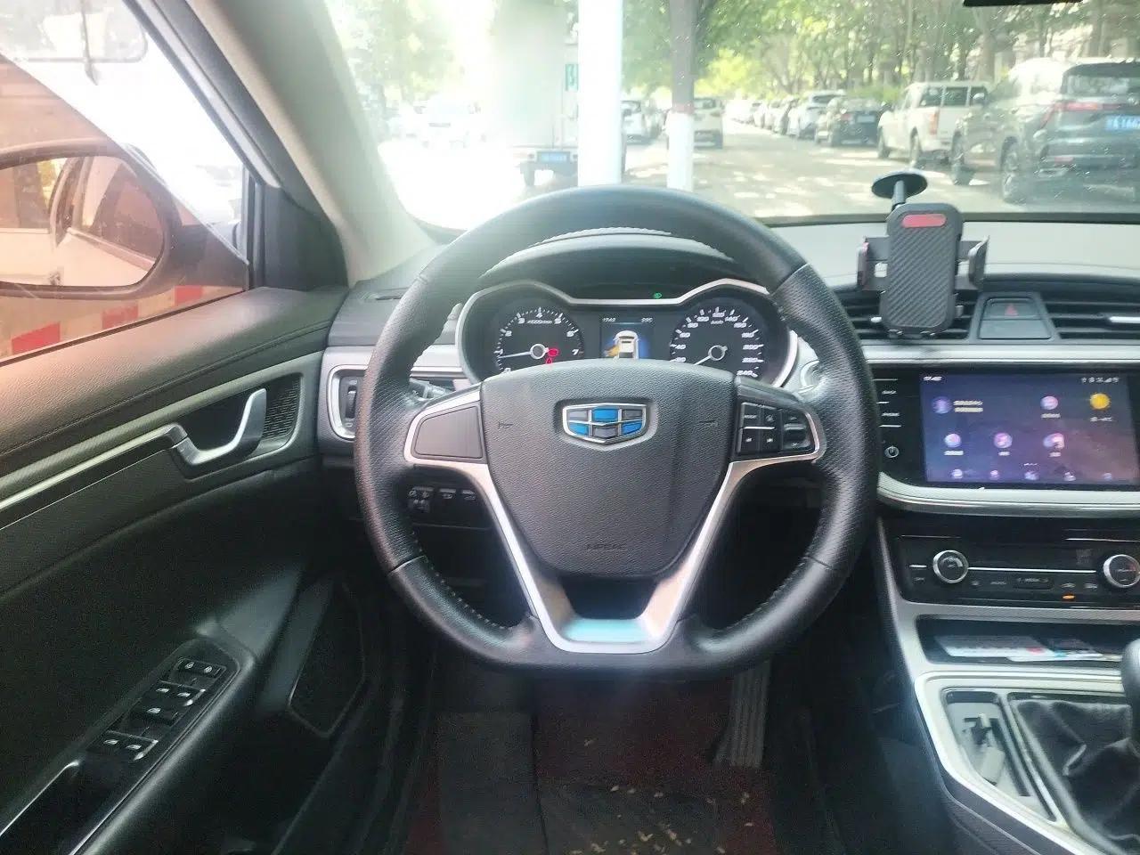 Geely Auto Emgrand GL 2018 1.8L Manual Elite Smart Connectivity Version — миниатюра 11