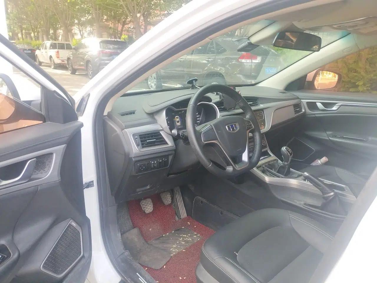 Geely Auto Emgrand GL 2018 1.8L Manual Elite Smart Connectivity Version — миниатюра 17