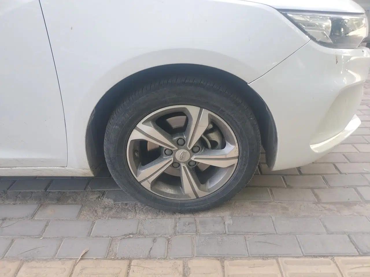 Geely Auto Emgrand GL 2018 1.8L Manual Elite Smart Connectivity Version — миниатюра 8