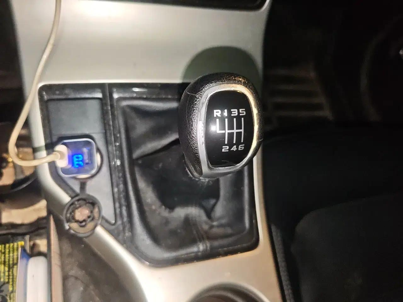 Geely Auto Emgrand GL 2017 1.8L Manual Elite Model — миниатюра 15