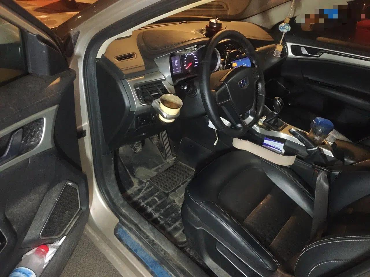 Geely Auto Emgrand GL 2017 1.8L Manual Elite Model — миниатюра 17