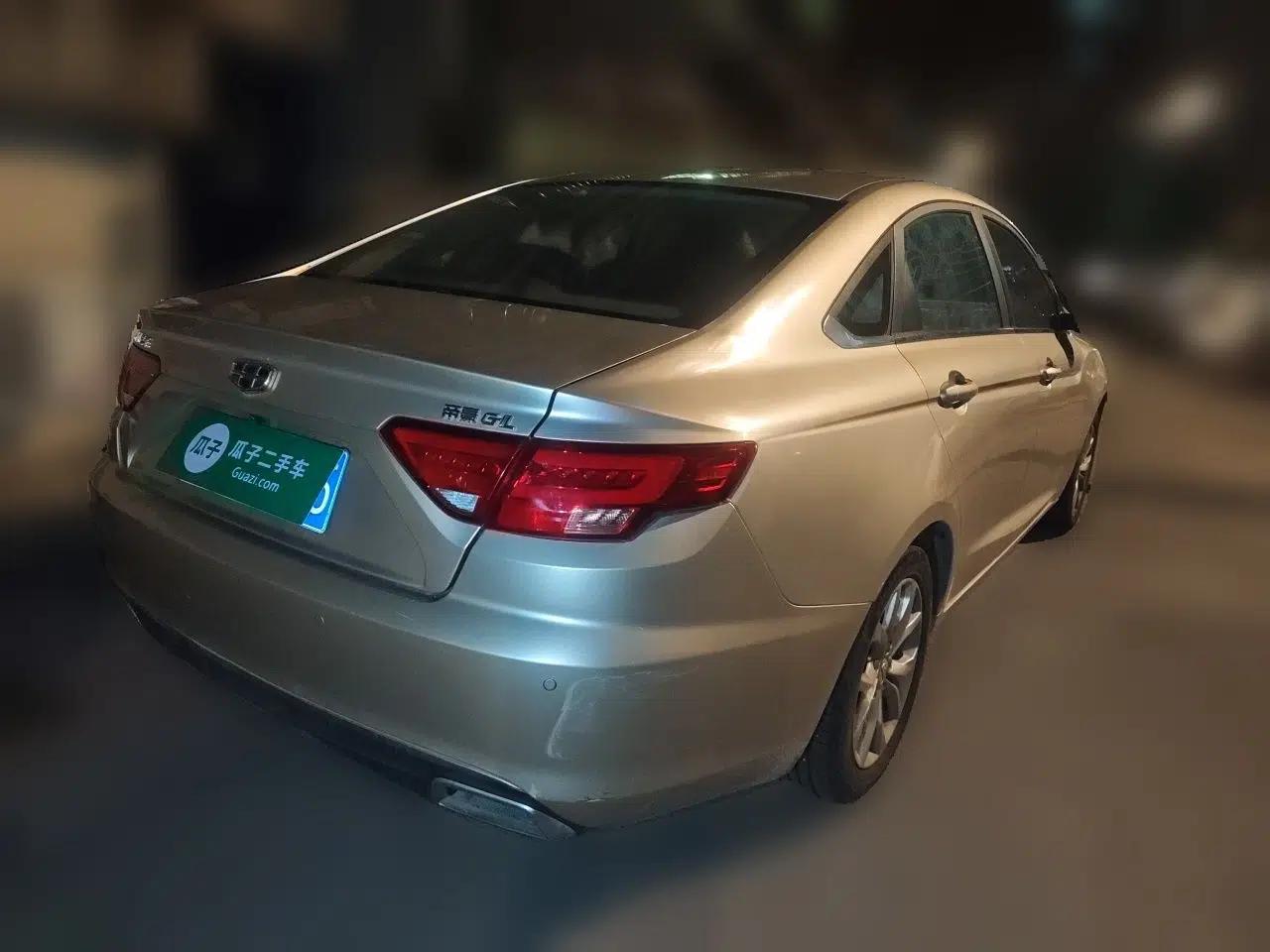 Geely Auto Emgrand GL 2017 1.8L Manual Elite Model — миниатюра 6