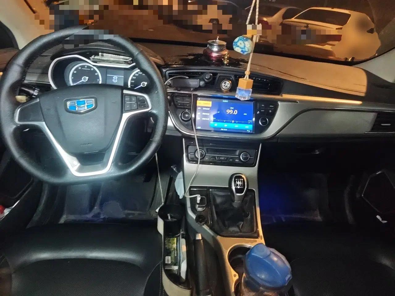 Geely Auto Emgrand GL 2017 1.8L Manual Elite Model — миниатюра 10