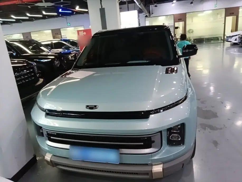 Geely Auto icon 2023 1.5TD Chocolate Smoothie Edition — миниатюра 2