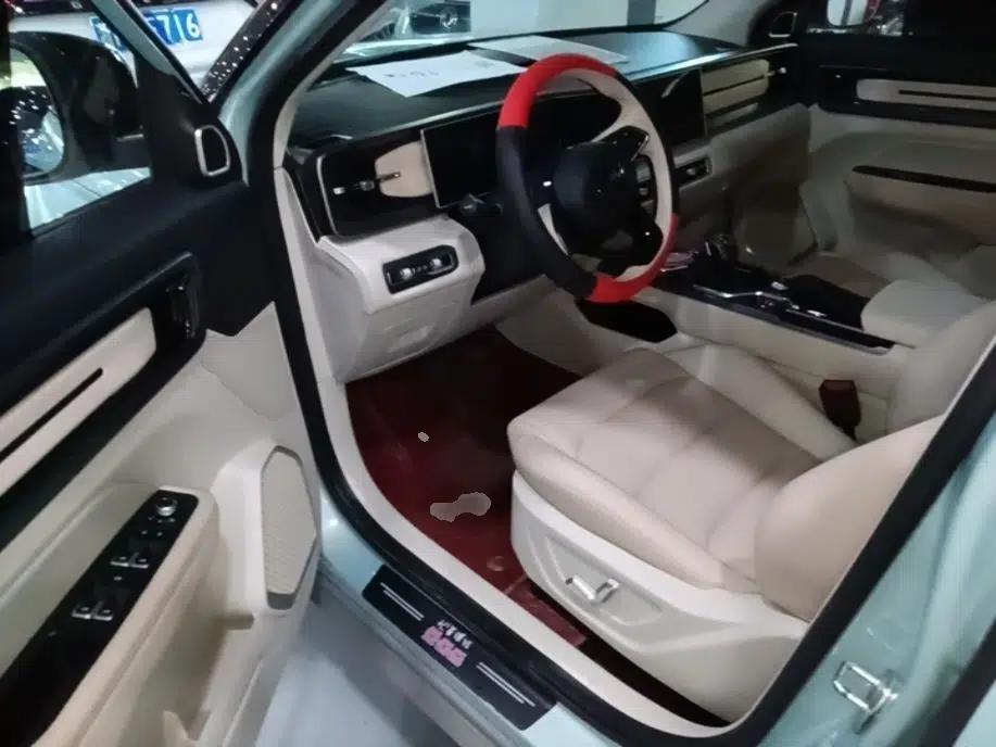 Geely Auto icon 2023 1.5TD Chocolate Smoothie Edition — миниатюра 19