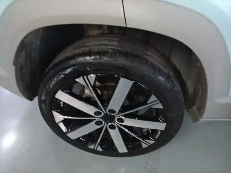 Geely Auto icon 2023 1.5TD Chocolate Smoothie Edition — миниатюра 10