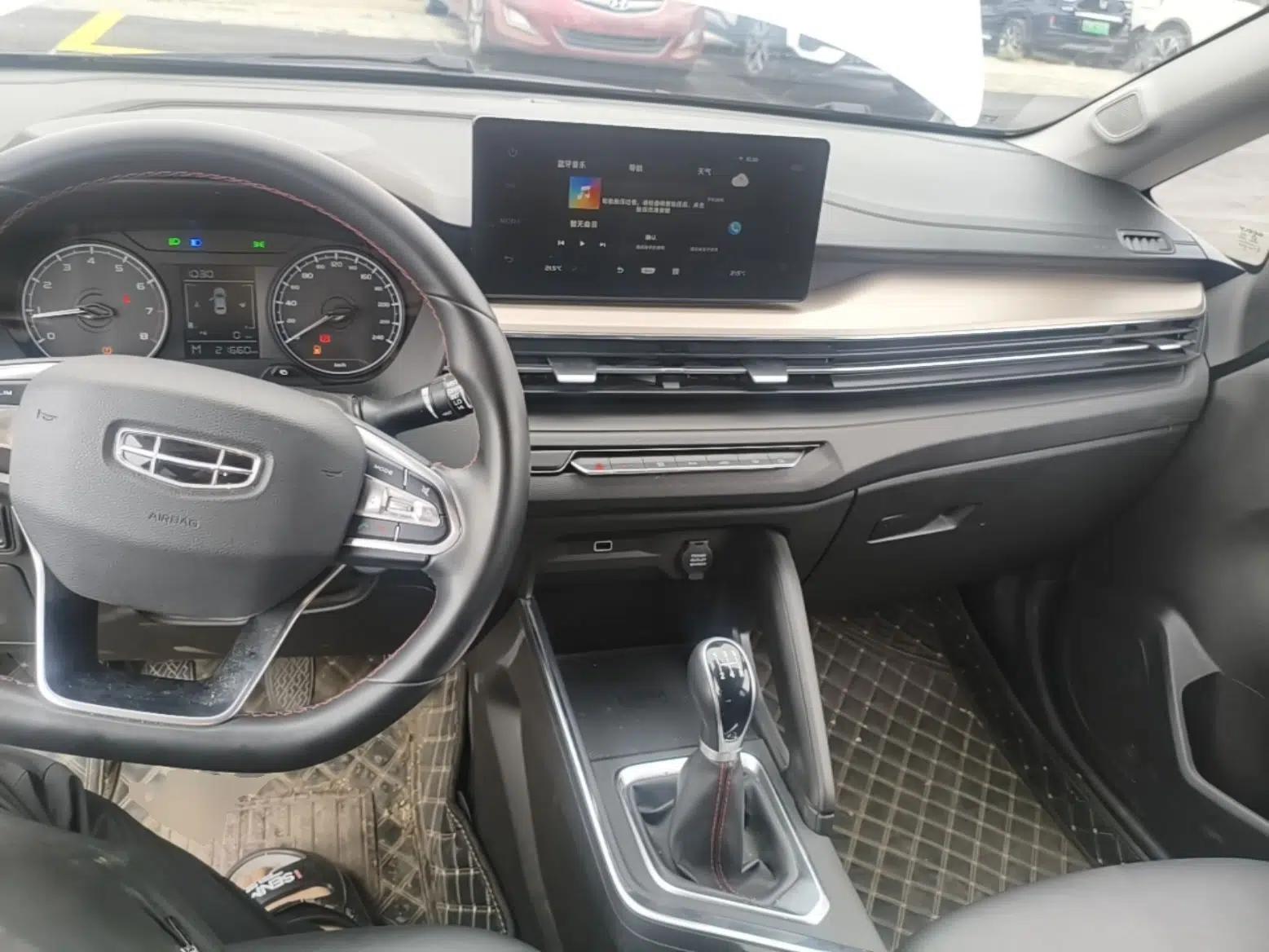 Geely Auto Vision X3 2021 PRO 1.5L Manual Elite Model — миниатюра 13