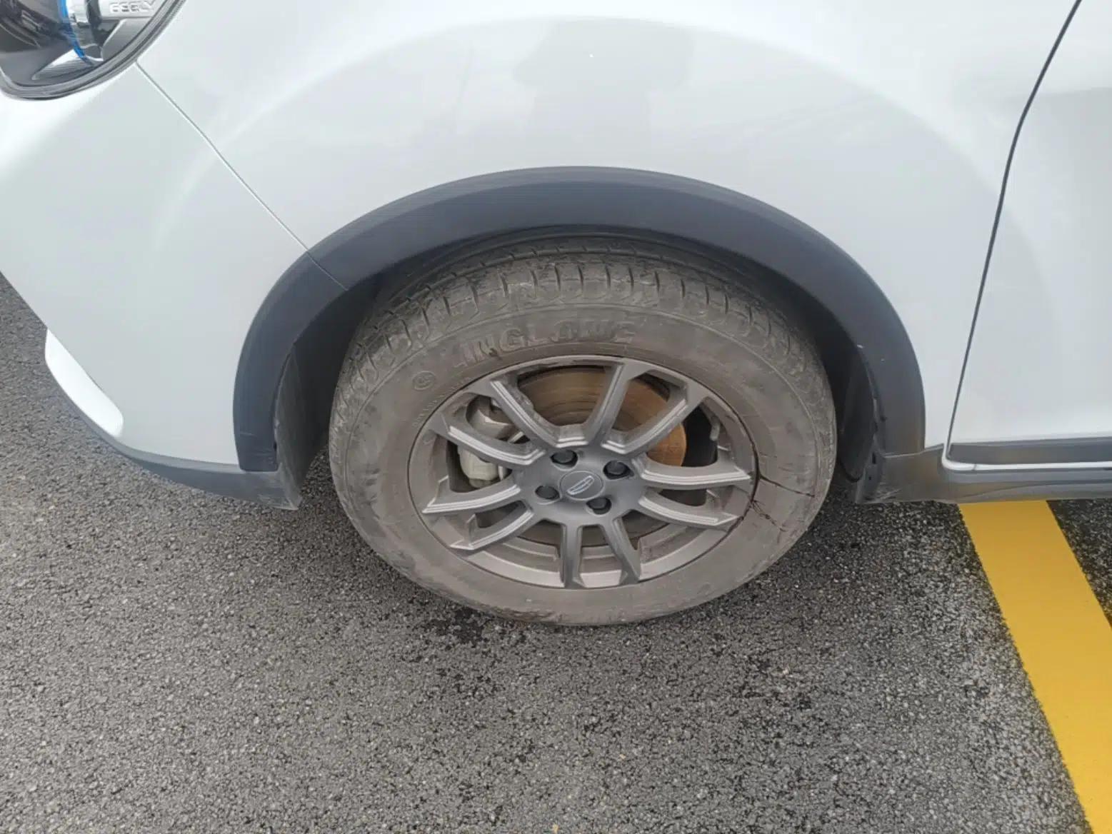 Geely Auto Vision X3 2021 PRO 1.5L Manual Elite Model — миниатюра 8
