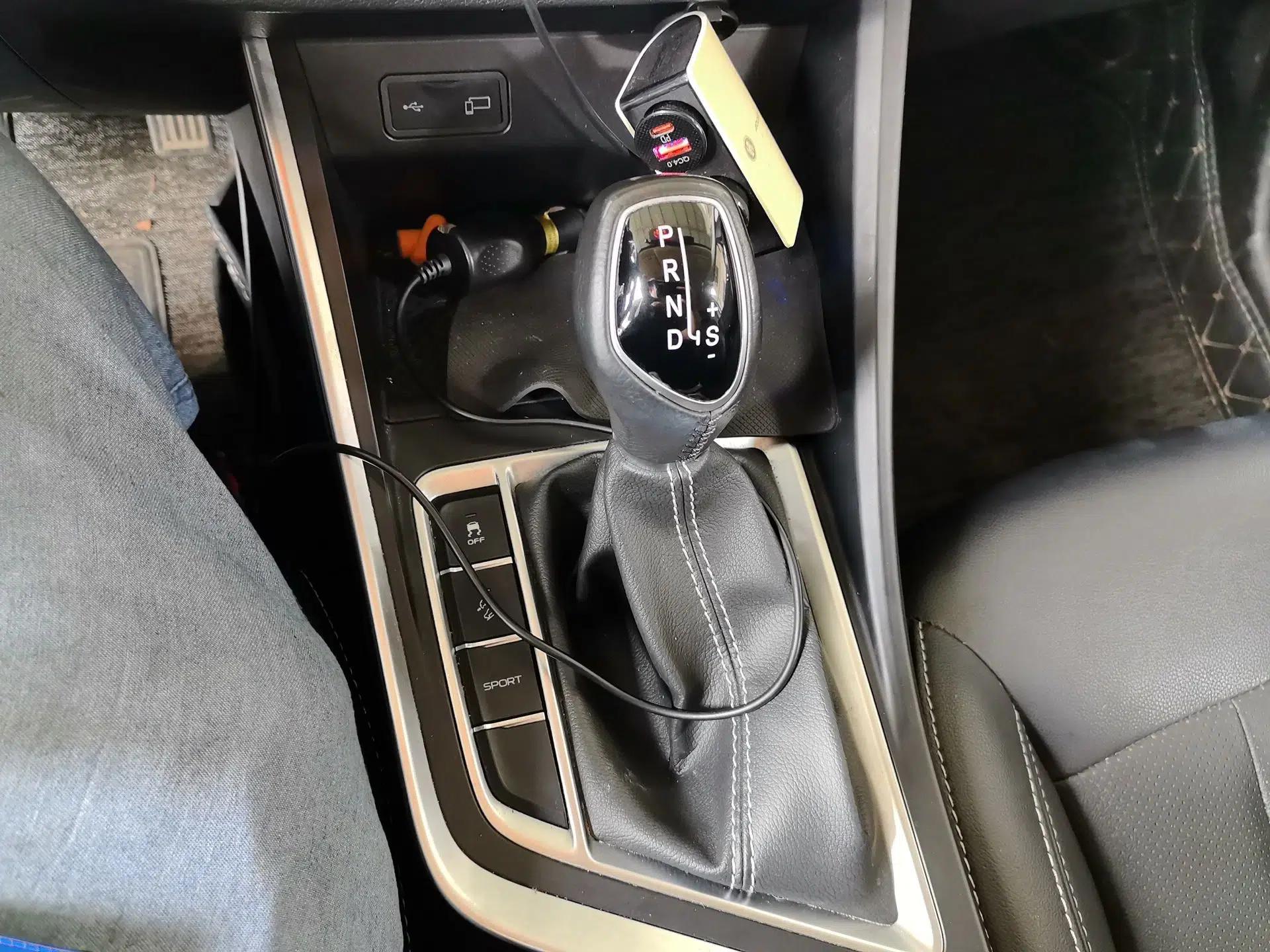 Geely Auto Vision X3 2019 Upgraded Model 1.5L CVT Elite Version — миниатюра 15