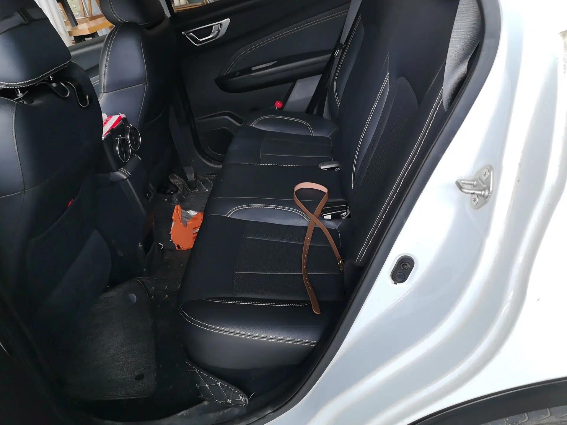 Geely Auto Vision X3 2019 Upgraded Model 1.5L CVT Elite Version — миниатюра 18