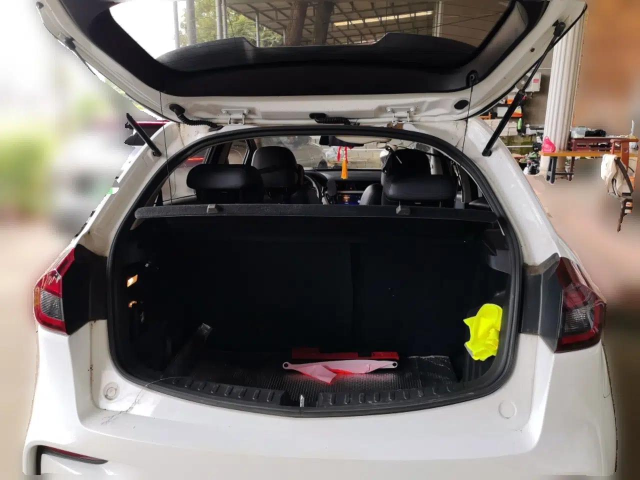 Geely Auto Vision X3 2019 Upgraded Model 1.5L CVT Elite Version — миниатюра 20