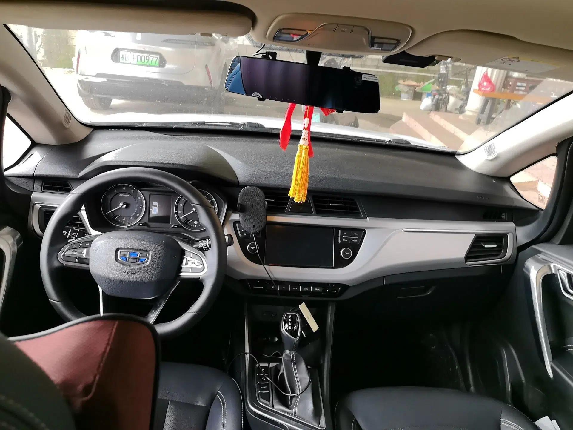 Geely Auto Vision X3 2019 Upgraded Model 1.5L CVT Elite Version — миниатюра 10