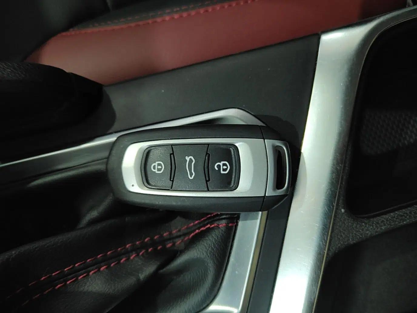 Geely Auto Vision X3 2021 PRO 1.5L CVT Deluxe Model — миниатюра 12