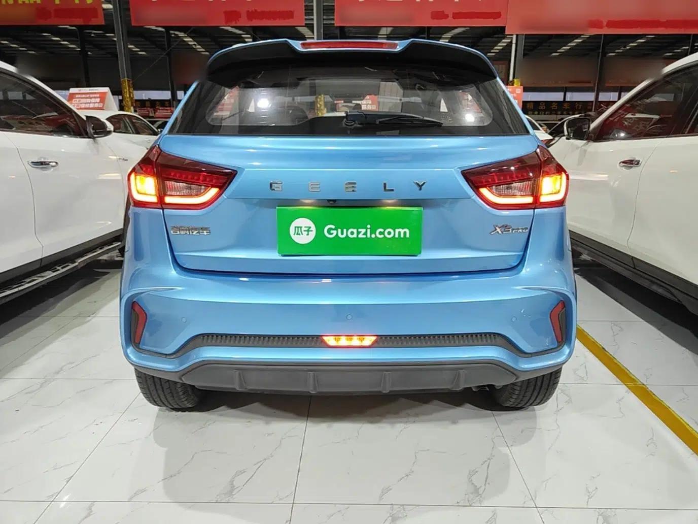 Geely Auto Vision X3 2021 PRO 1.5L CVT Deluxe Model — миниатюра 5