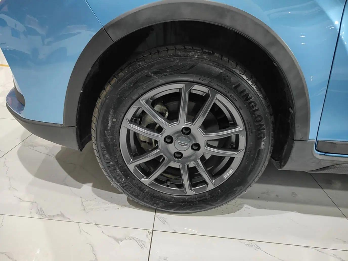 Geely Auto Vision X3 2021 PRO 1.5L CVT Deluxe Model — миниатюра 8