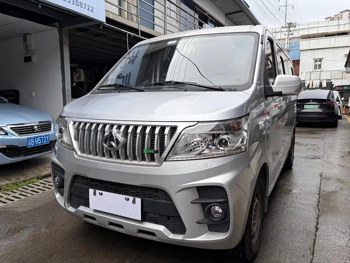 Changan Ruixing M60 2025 Model 1.6L CNG 120L Gas Cylinder Comfort Passenger Bus (6 Seats) — миниатюра 1