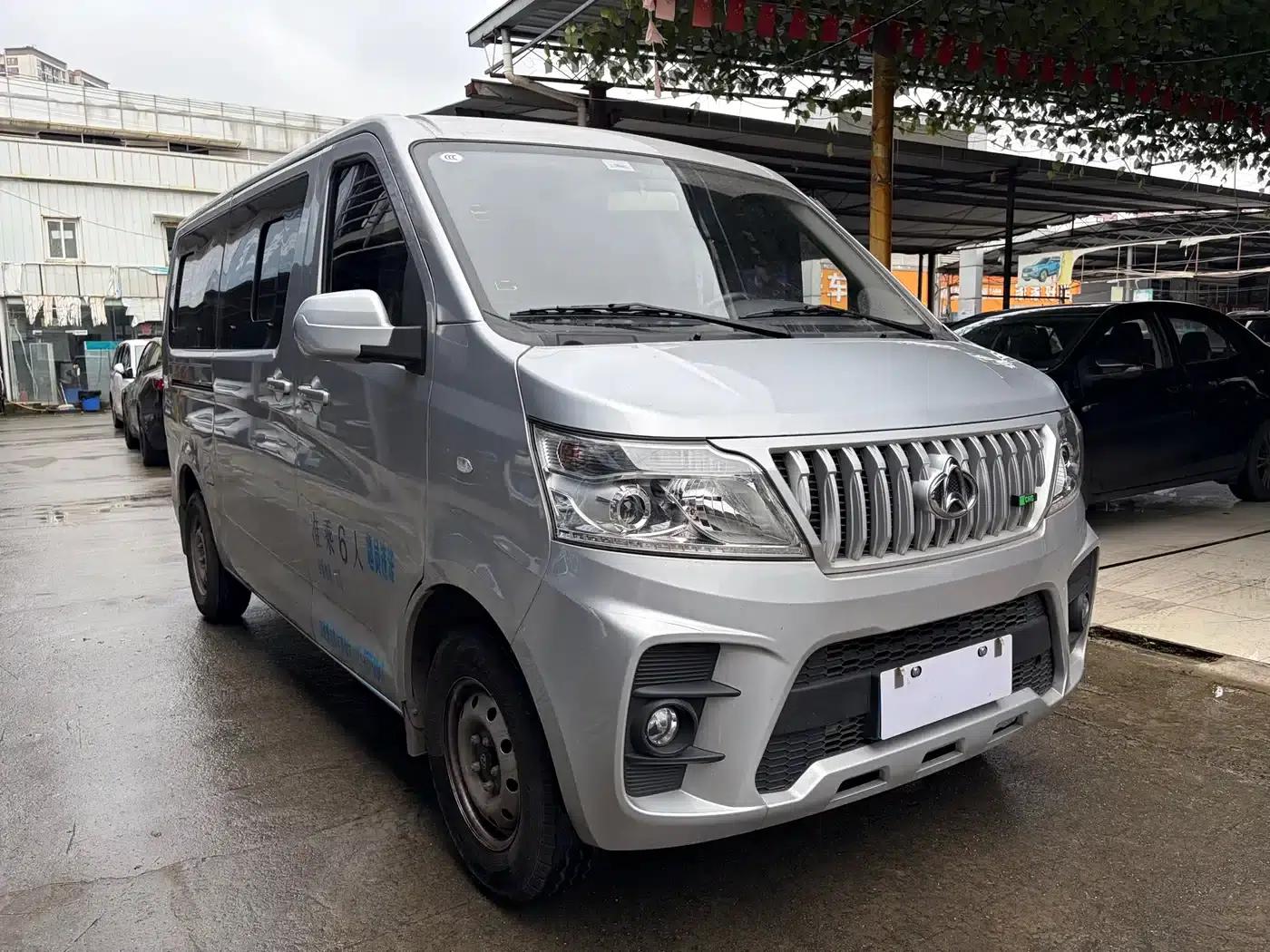Changan Ruixing M60 2025 Model 1.6L CNG 120L Gas Cylinder Comfort Passenger Bus (6 Seats) — миниатюра 3
