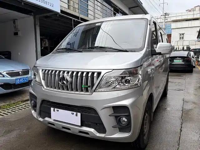 Changan Ruixing M60 2025 Model 1.6L CNG 120L Gas Cylinder Comfort Passenger Bus (6 Seats)