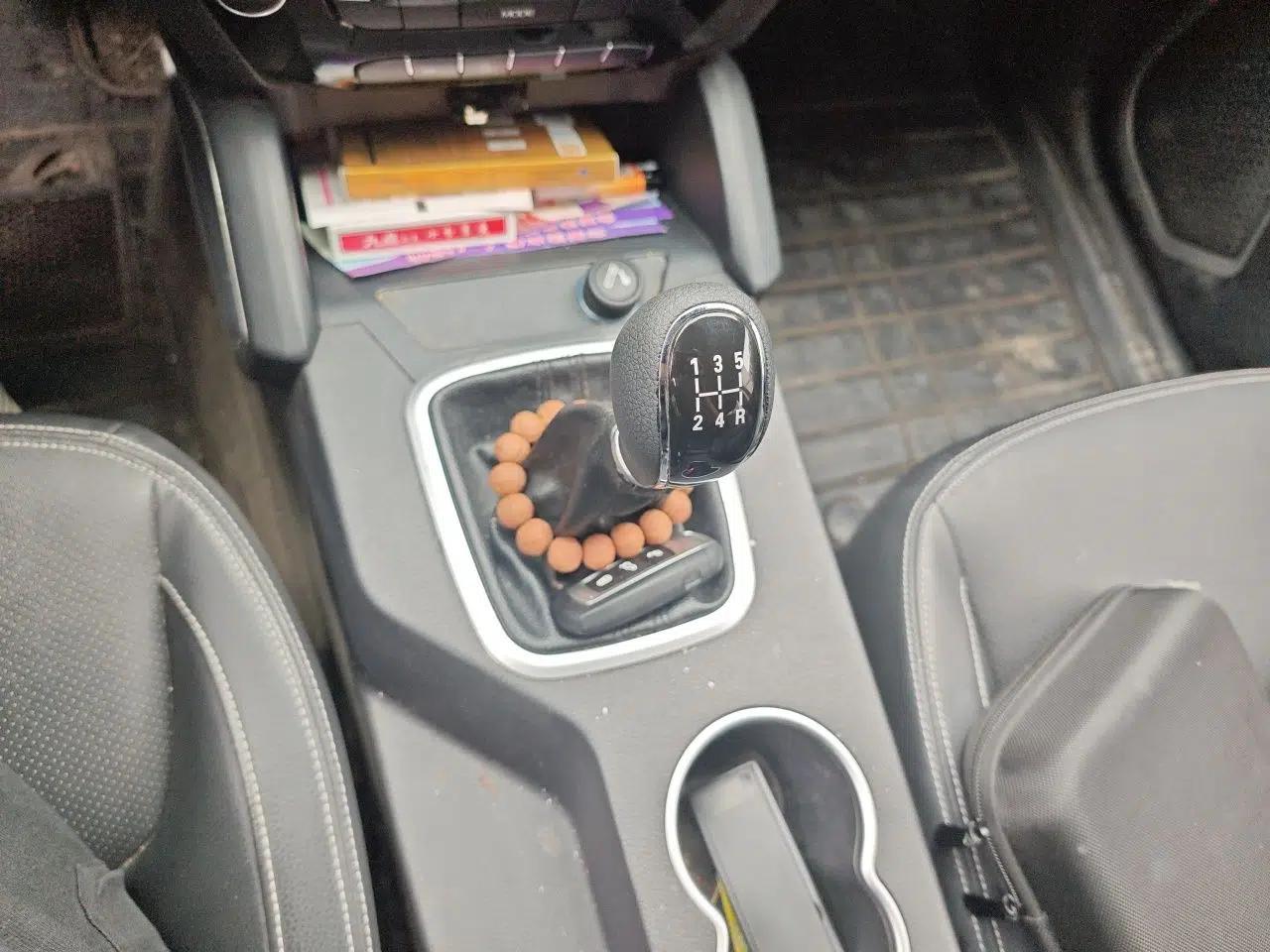 Geely Auto Vision X6 2016 1.8L Manual Luxury Model — миниатюра 15