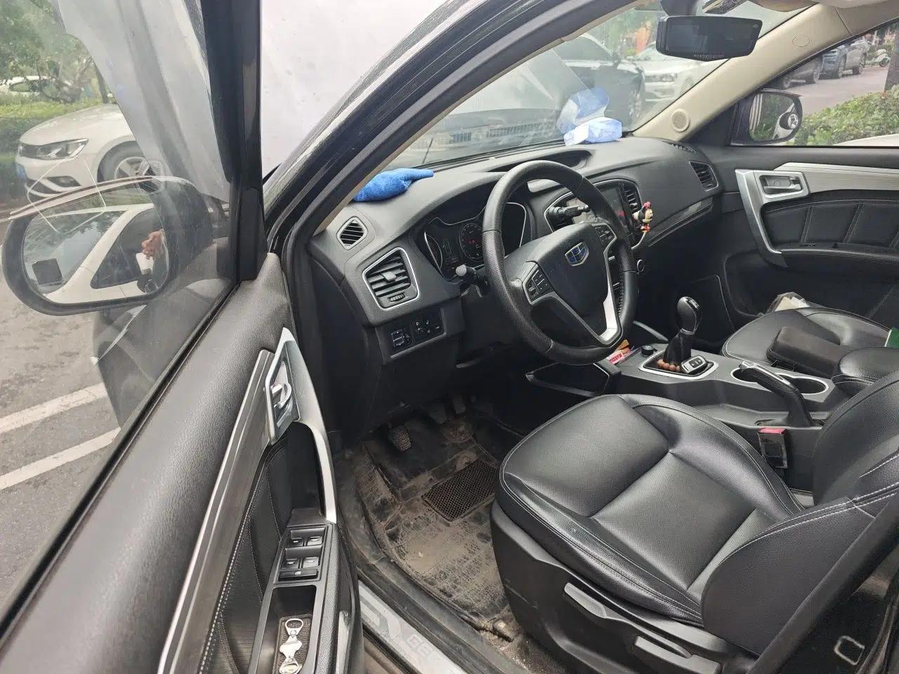 Geely Auto Vision X6 2016 1.8L Manual Luxury Model — миниатюра 17