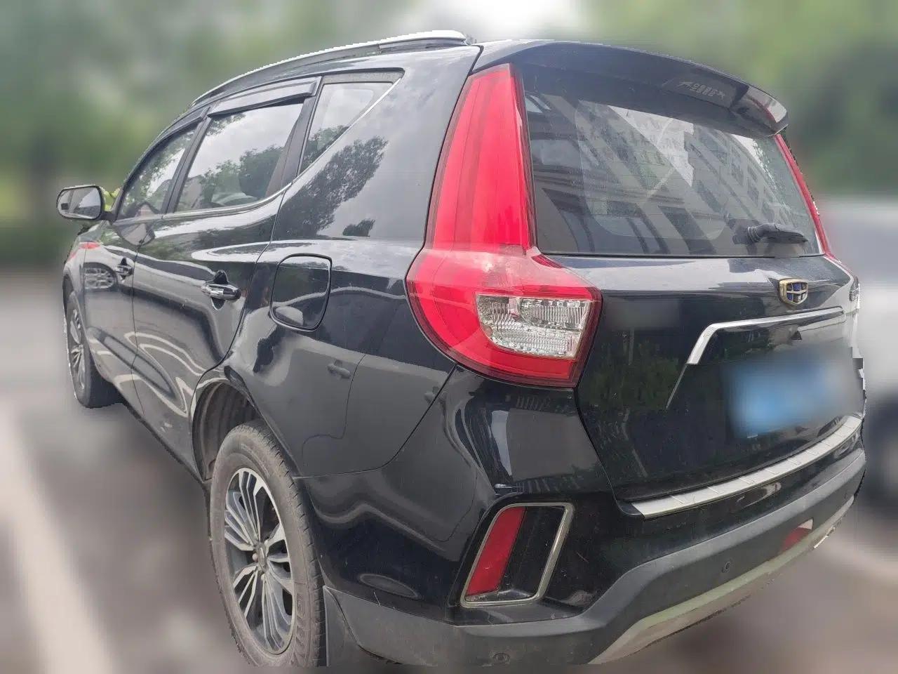 Geely Auto Vision X6 2016 1.8L Manual Luxury Model — миниатюра 4