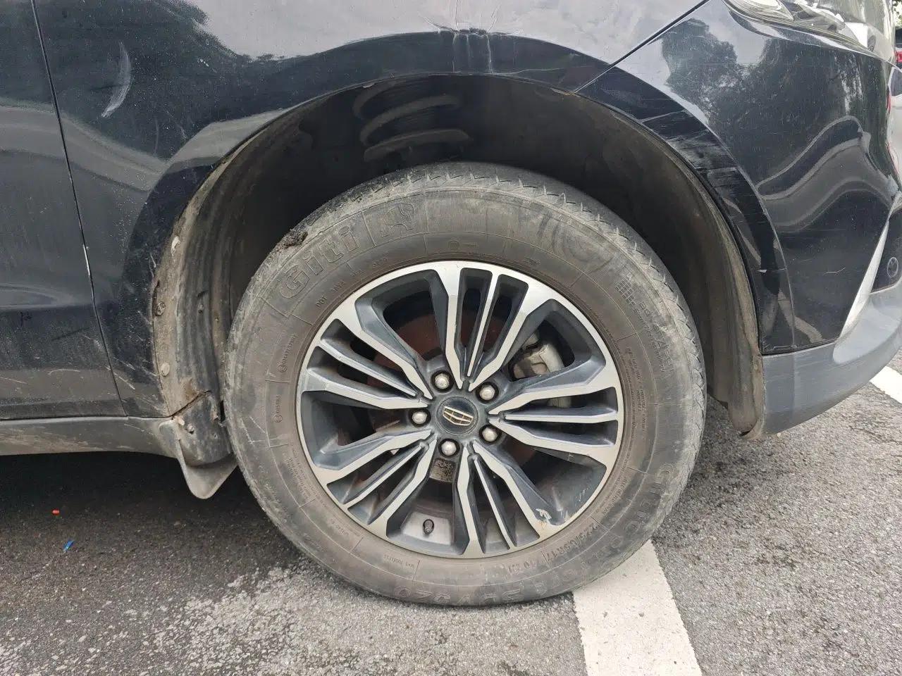 Geely Auto Vision X6 2016 1.8L Manual Luxury Model — миниатюра 8