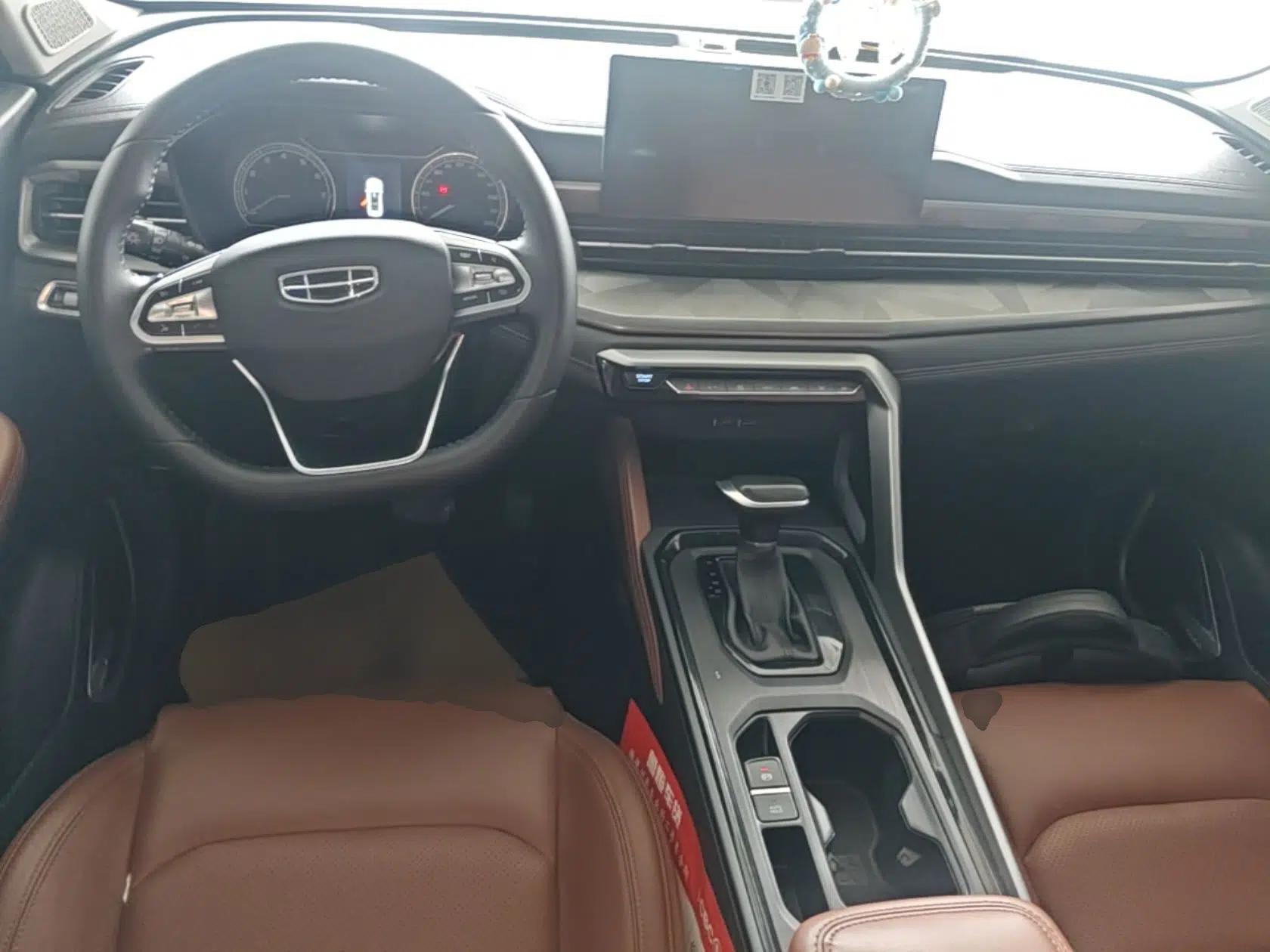 Geely Auto Vision X6 2021 PRO 1.4T Automatic Prestige Model — миниатюра 13