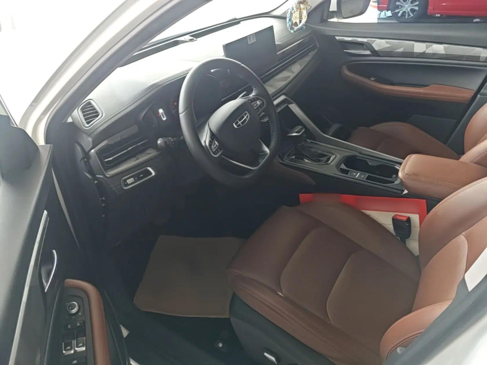 Geely Auto Vision X6 2021 PRO 1.4T Automatic Prestige Model — миниатюра 19