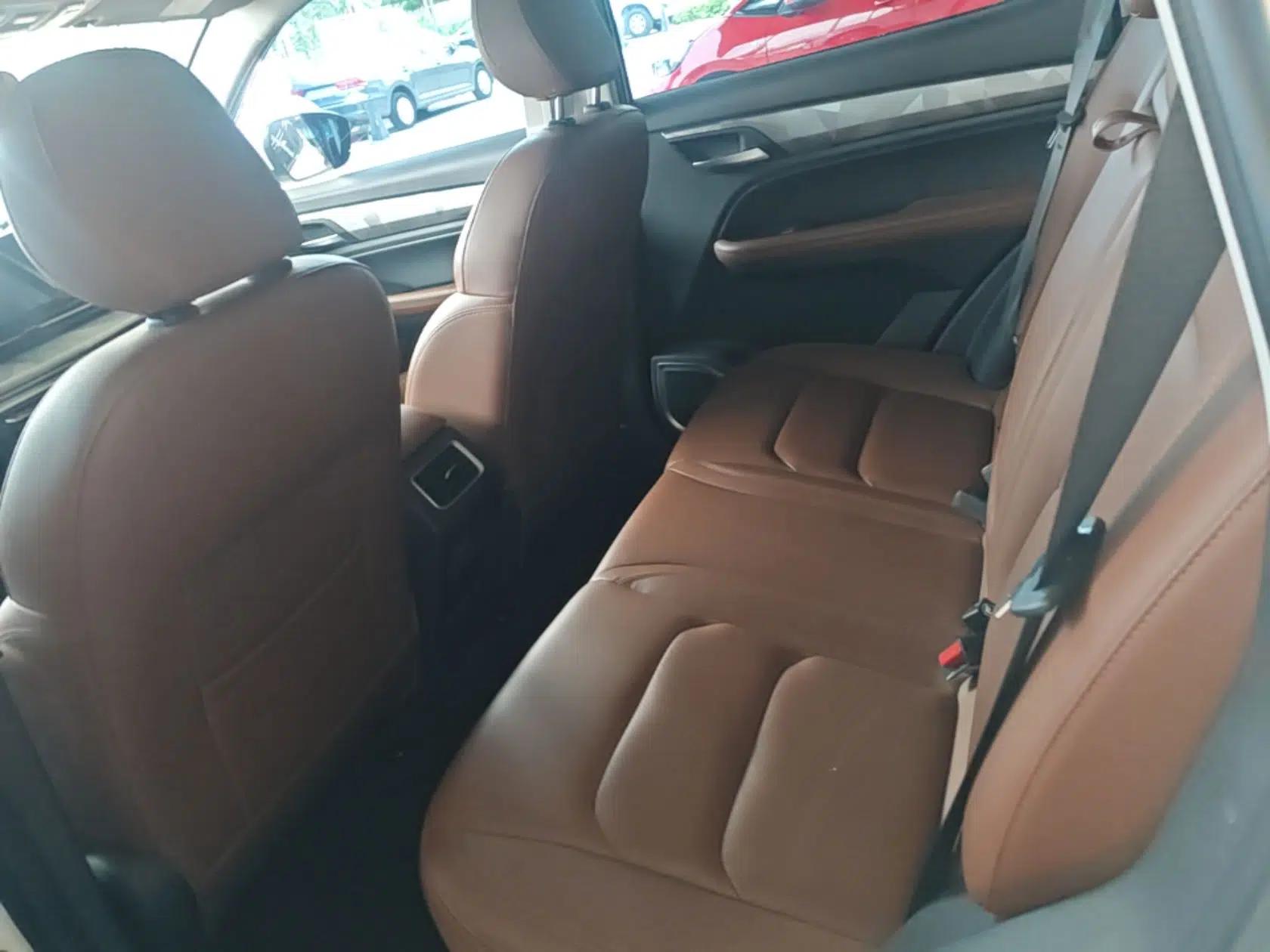 Geely Auto Vision X6 2021 PRO 1.4T Automatic Prestige Model — миниатюра 20