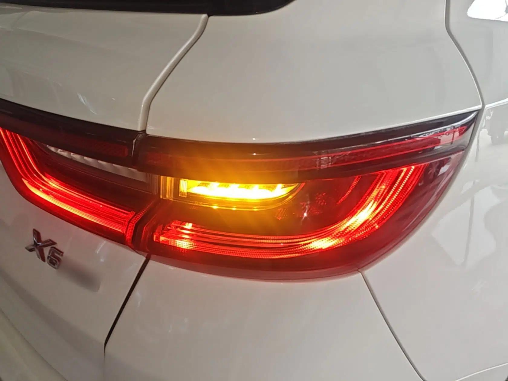 Geely Auto Vision X6 2021 PRO 1.4T Automatic Prestige Model — миниатюра 7
