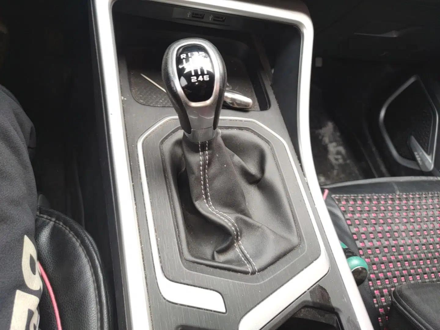Geely Auto Vision X6 2020 1.4T Manual Luxury Model — миниатюра 17