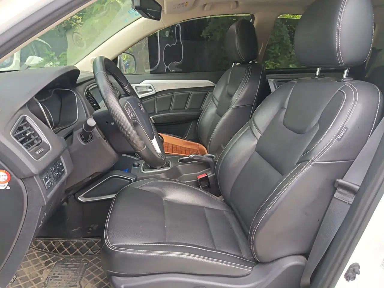 Geely Auto Vision X6 2016 1.8L Manual Luxury Model — миниатюра 16