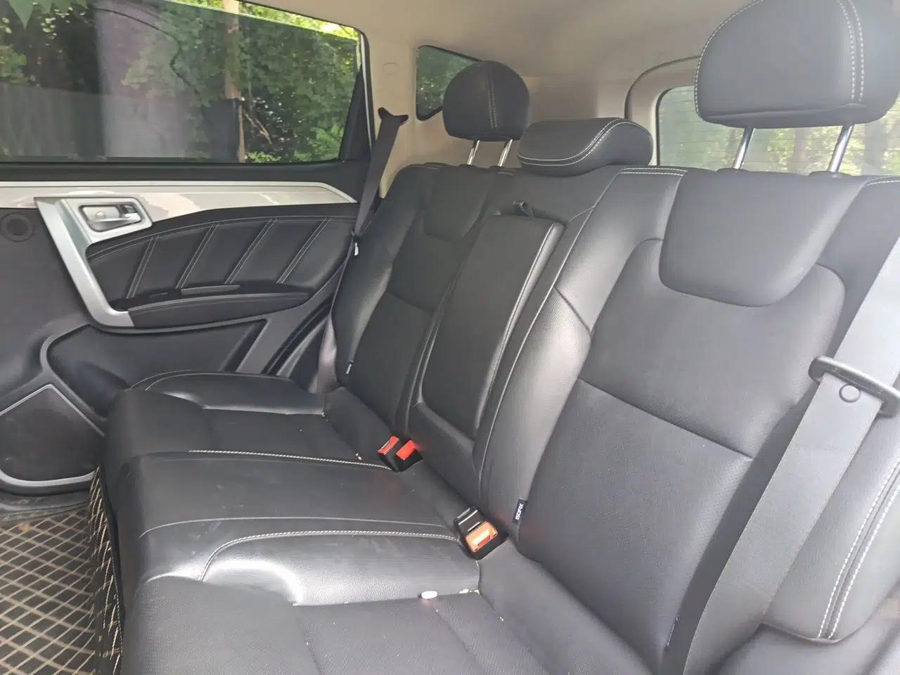 Geely Auto Vision X6 2016 1.8L Manual Luxury Model — миниатюра 18