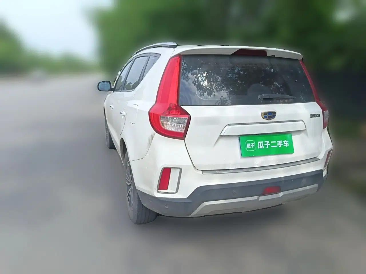 Geely Auto Vision X6 2016 1.8L Manual Luxury Model — миниатюра 4