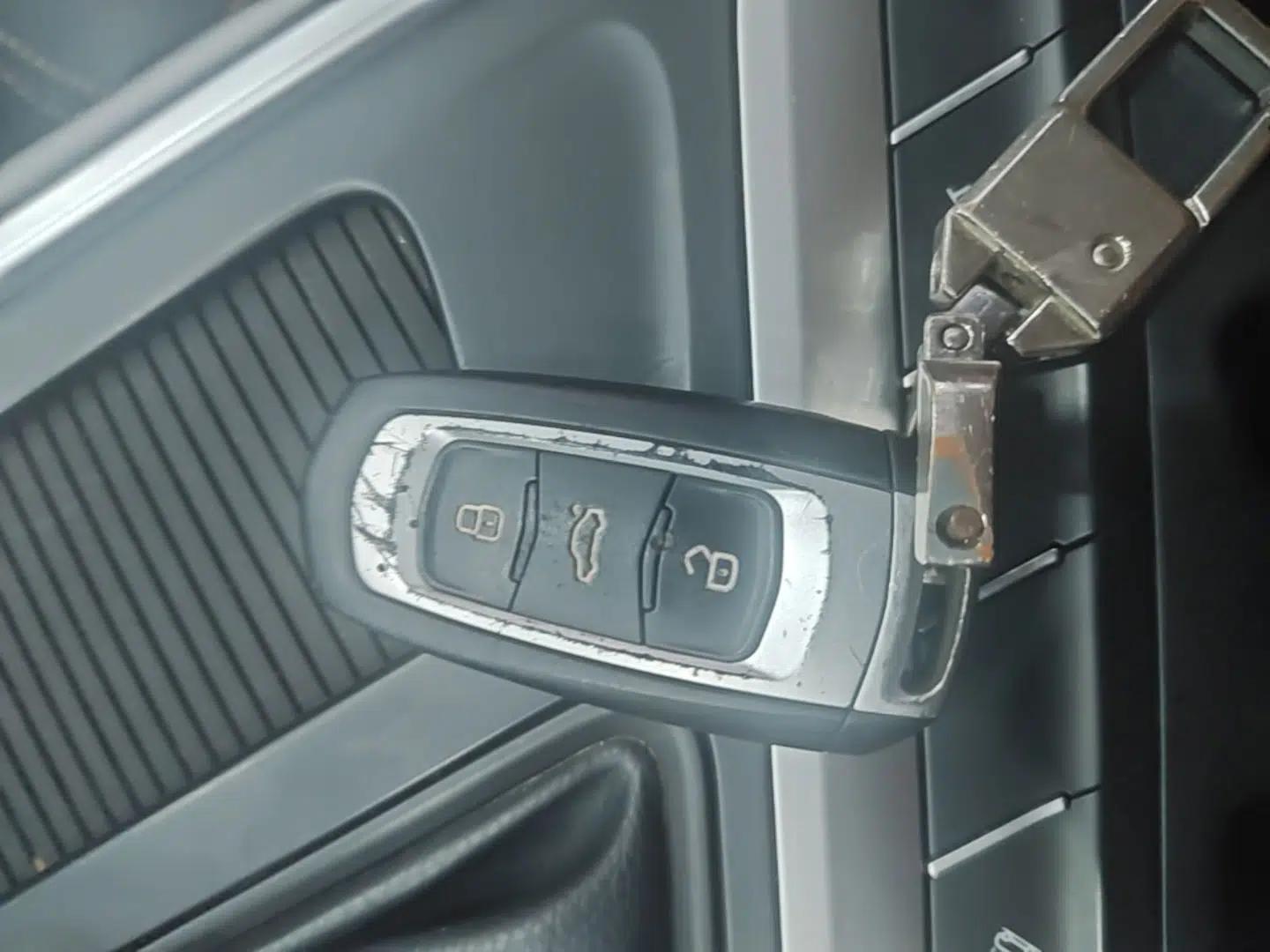 Geely Auto Vision X6 2018 1.4T CVT 4G Connected Luxury Version — миниатюра 12