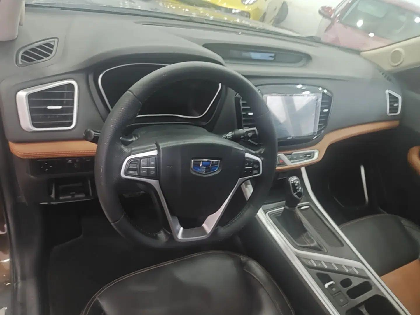 Geely Auto Vision X6 2018 1.4T CVT 4G Connected Luxury Version — миниатюра 13