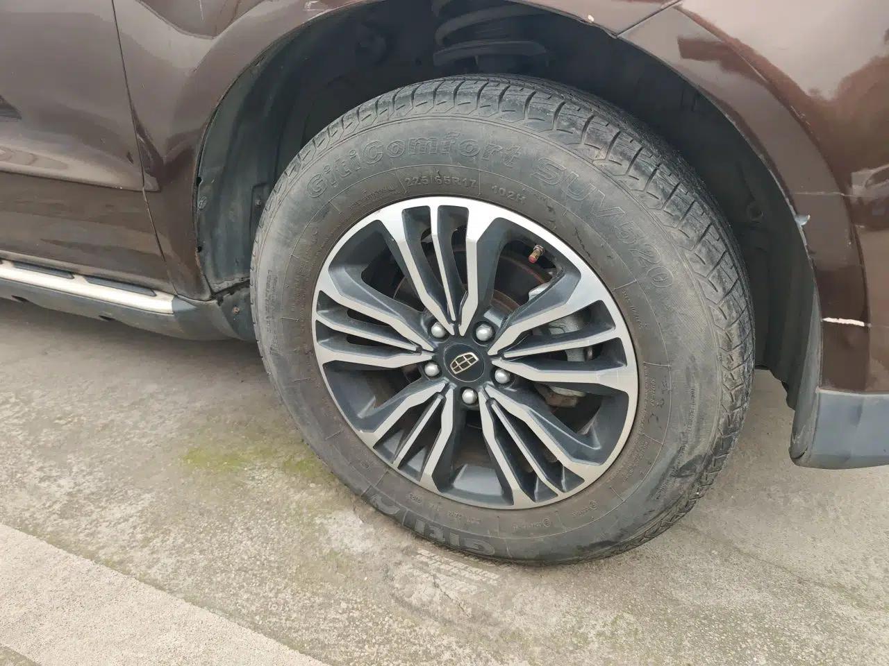 Geely Auto Vision X6 2016 1.3T CVT Flagship Model — миниатюра 2