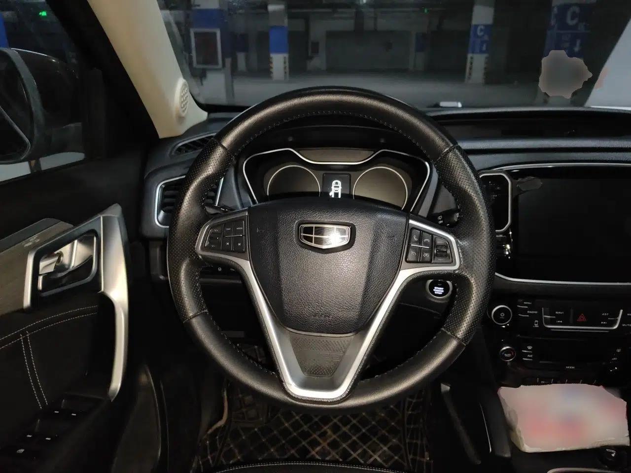 Geely Auto Vision X6 2016 1.8L Manual Luxury Model — миниатюра 11