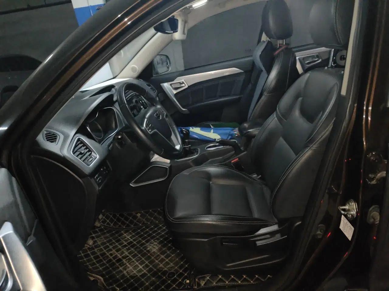 Geely Auto Vision X6 2016 1.8L Manual Luxury Model — миниатюра 16