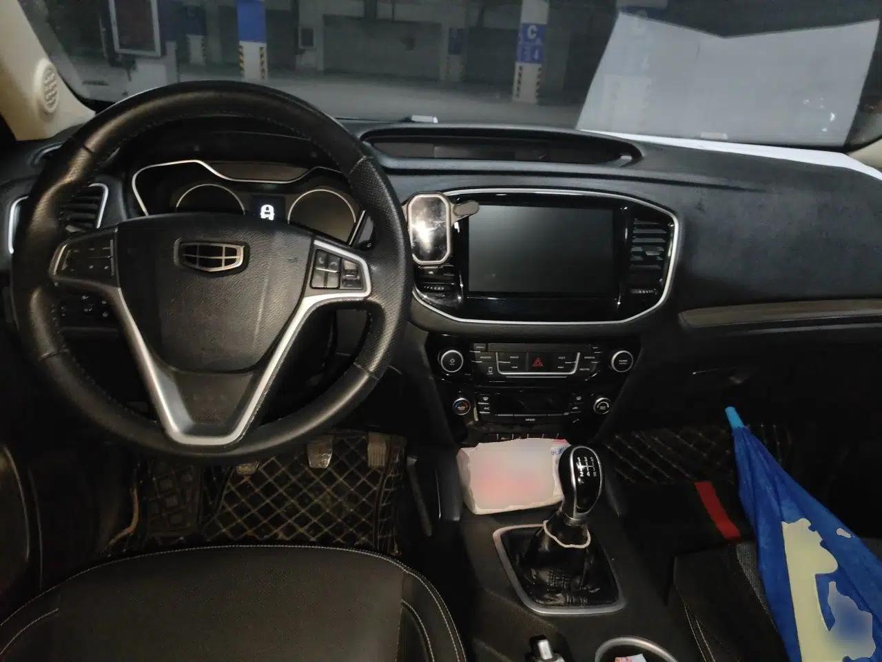Geely Auto Vision X6 2016 1.8L Manual Luxury Model — миниатюра 10