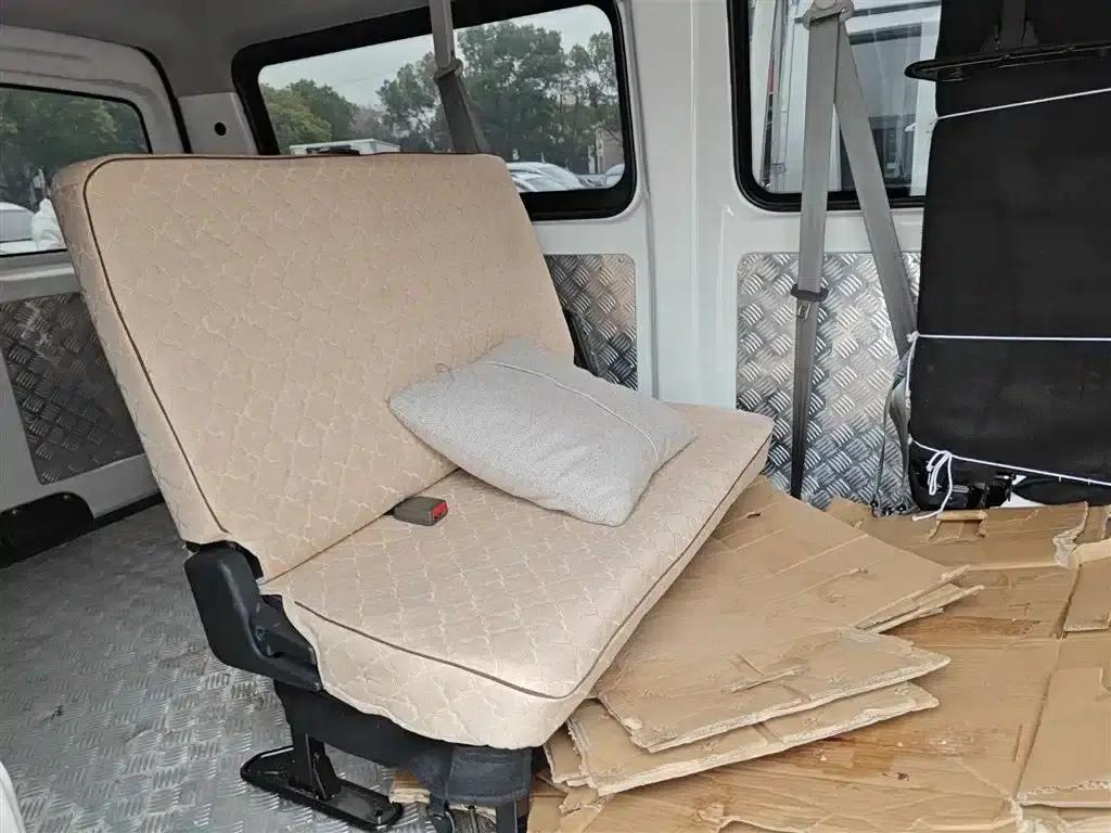 Changan Ruixing EM80 2025 Passenger Edition Comfort Model 6 Seats 300km Range Double Door — миниатюра 15