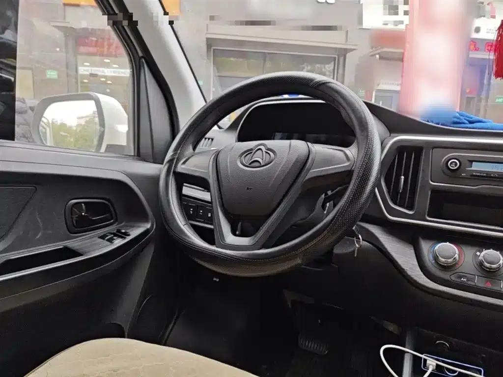 Changan Ruixing EM80 2025 Passenger Edition Comfort Model 6 Seats 300km Range Double Door — миниатюра 3